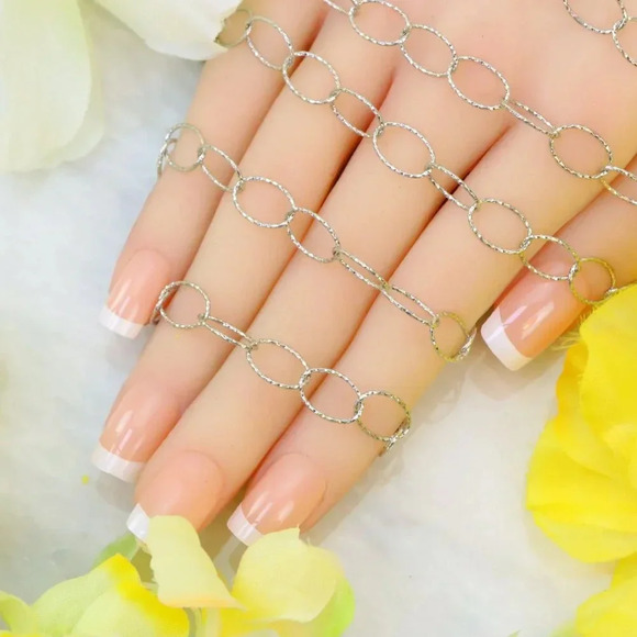 Minimalist Bracelet, Sleek & Modern Design, Women’s Fashion, YC110408-B - Picture 10 of 10